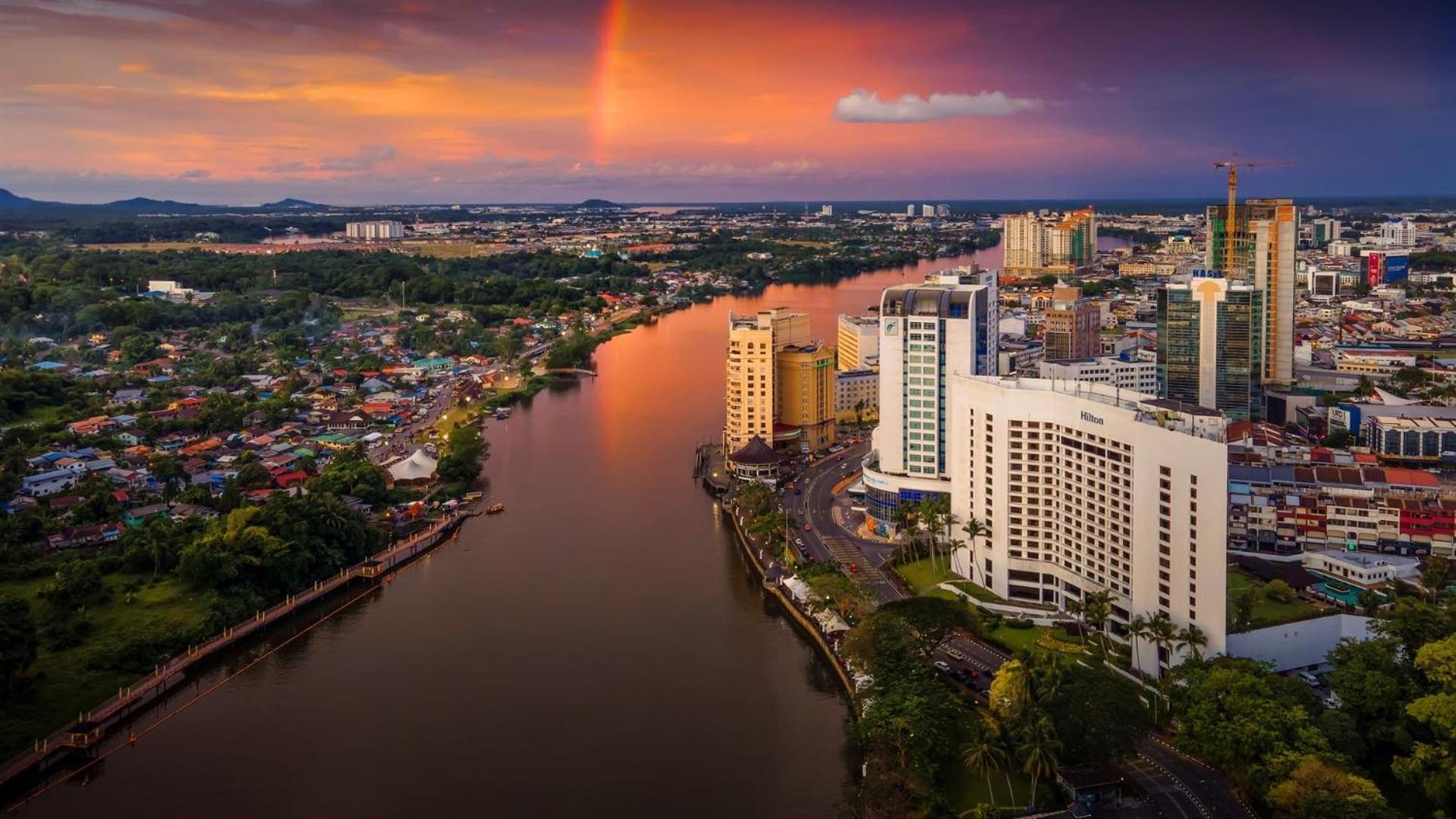 Riverbank Suites Waterfront 507 Kuching Exterior photo